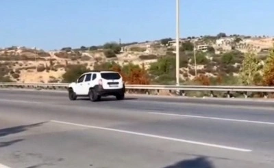 Otoyolda geri giden sürücüyü vatandaş çekti, jandarma ceza kesti