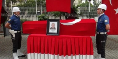 Özel Harekat polisi, silah kazası sonucu şehit oldu