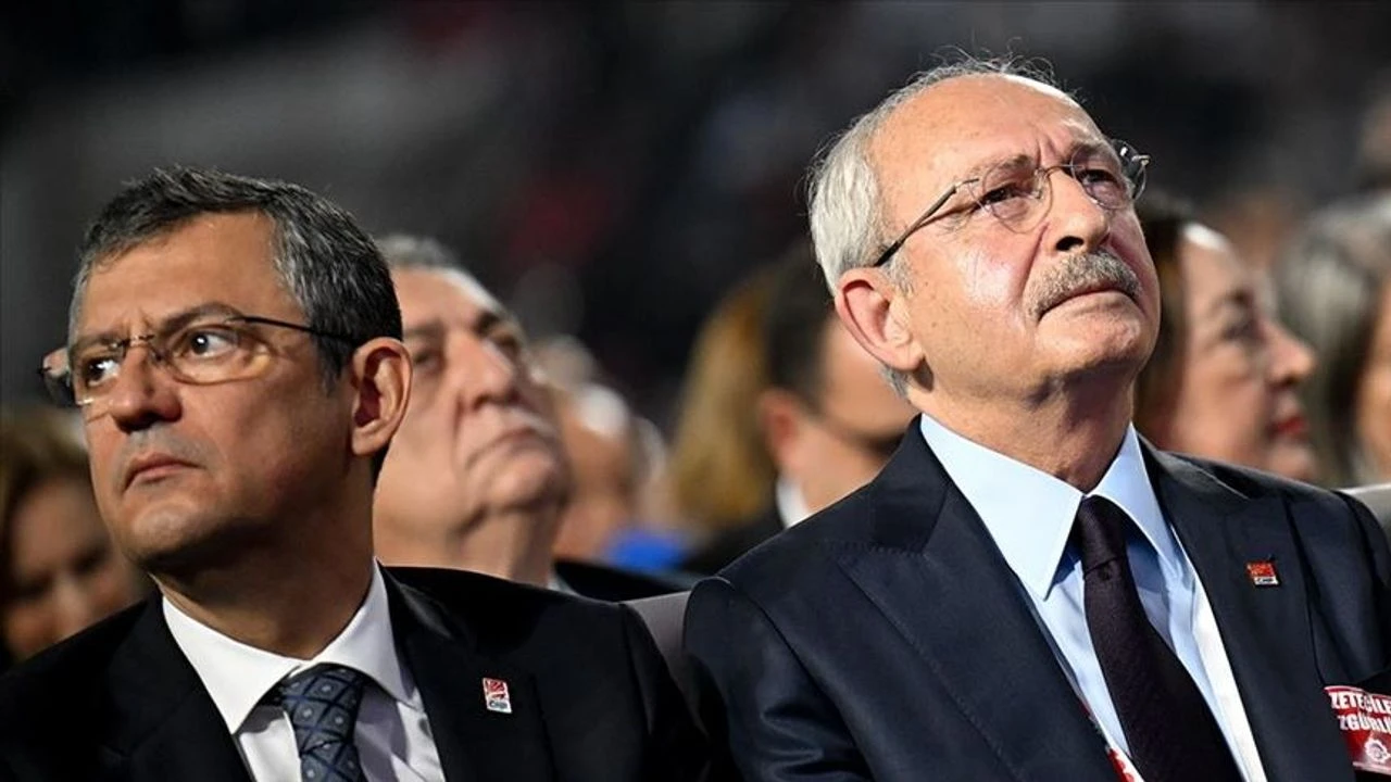 Özgür Özel, Kılıçdaroğlu'na kurultay kürsüsünden böyle yanıt verdi
