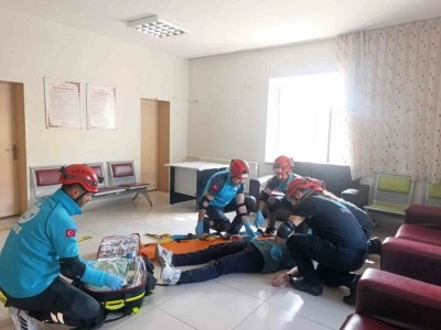 Palu&rsquo;da deprem ve yangın tatbikatı