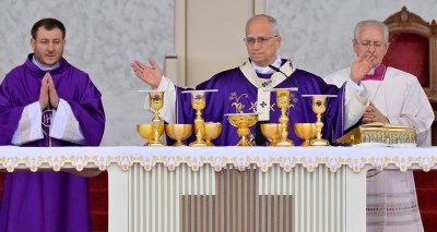 Papa 14'üncü Leo'dan Beyrut'ta 150 bin kişinin katılımıyla ayin