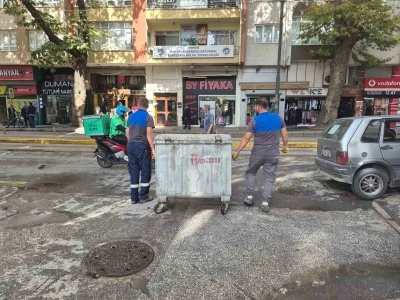 Patlamaların yaşandığı &ccedil;&ouml;p konteynerinde bu defa da yangın &ccedil;ıktı