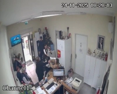 Vatandaş ve muhtar tekme tokat birbirine girdi