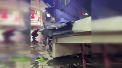 Peru'da alışveriş merkezinin çatısı çöktü: 3 ölü, 74 yaralı