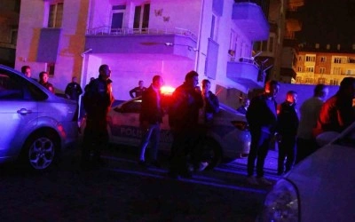 Polisi arayıp, "Bizi dövüyorlar" diye polisleri şikayet etti
