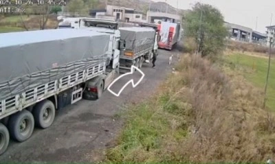 Posof&rsquo;ta &ccedil;evreye &ccedil;&ouml;p atan s&uuml;r&uuml;c&uuml;lere ceza