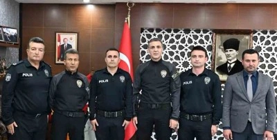 Rahatsızlanan kadını yalnız bırakmayan polis memurlarına teşekk&uuml;r