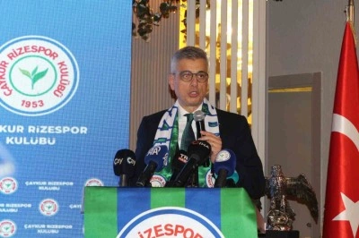 Sağlık Bakanı Memişoğlu: "1 yılda 1 milyar kez insanlarımıza dokunduk"