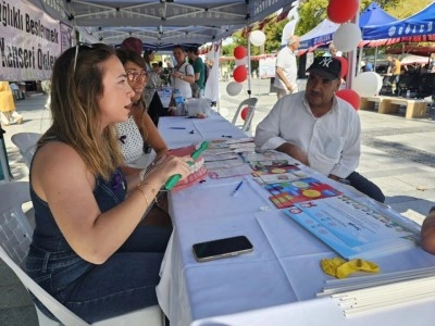 Sağlık sokağa indi etkinliği düzenlendi