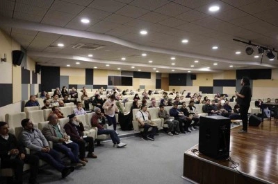 Sakarya B&uuml;y&uuml;kşehir Akademi&rsquo;de Kelam At&ouml;lyesi yoğun katılımla başladı