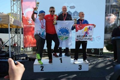 Sakarya B&uuml;y&uuml;kşehirli sporculardan madalya yağmuru