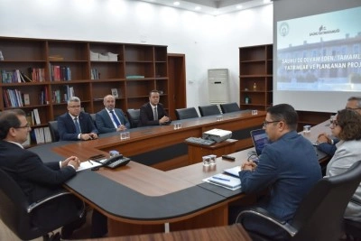 Salihli&rsquo;de kamu yatırımları masaya yatırıldı