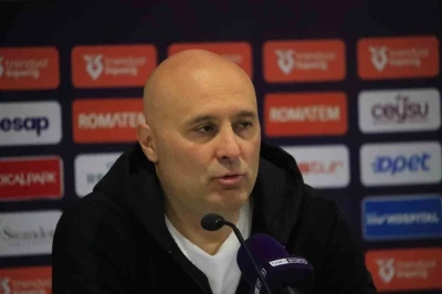 Sami Uğurlu: "İ&ccedil; sahada aldığımız puanları dış sahada almaya başladığımızda ligde kalacağız"
