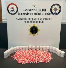 Samsun’da bin 122 adet sentetik ecza ele geçirildi: 2 gözaltı