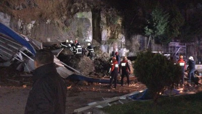 Samsun’da Heyelan: 1 kişi kurtarıldı, 2 kişi göçük altında 