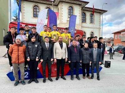 Sandıklılı öğrenciler madalyaları topladı