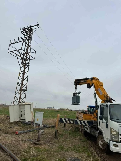 Ka&ccedil;ak trafoya el konuldu