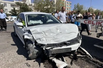 Şanlıurfa feci kazayla uyandı: ölü ve yaralılar var