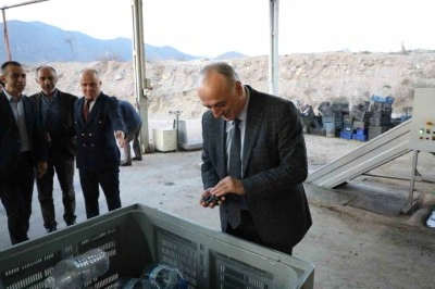 Sarıcakaya zeytinle &ouml;n plana &ccedil;ıkıyor