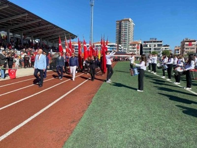 Sarıg&ouml;l ve Alaşehir&rsquo;de cumhuriyet coşkusu