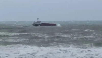 Sarıyer’de fırtına nedeniyle kuru yük gemisi sürüklendi