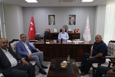 Şehit Aileleri Derneklerinden İl Milli Eğitim M&uuml;d&uuml;r&uuml; Sadoğlu&rsquo;na Anlamlı Ziyaret