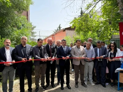 Şehit &Ouml;ğretmen Elif Livan Ortaokulu&rsquo;nda Bahar Coşkusu