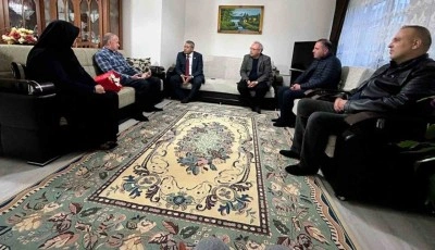 Şehit Serdar Uslu&rsquo;nun &ouml;ğretmen babasına anlamlı ziyaret
