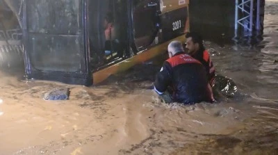Sel Faciası: Taşkına Kapılan Ara&ccedil;ta 2 Kişi Hayatını Kaybetti