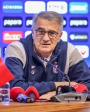 Şenol Güneş: "Teslim olmak bu takımın genlerinde yok"