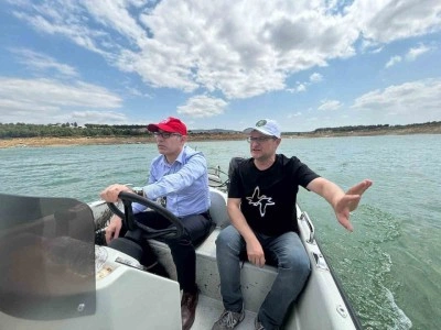 Maden Şehitliğini ziyaret etti