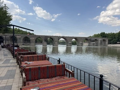 Sıcak Hava Tarihi Mekanlara Ziyareti de Engelledi