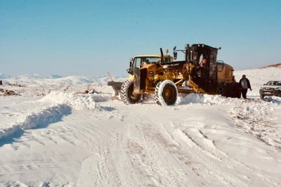 Siirt Pervari&rsquo;de Karla M&uuml;cadele Seferberliği: K&ouml;y Yolları Ulaşıma A&ccedil;ık