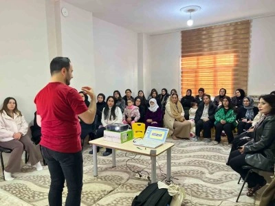 Silopi’de ev hanımlarına temel ilk yardım eğitimi verildi