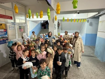 Silvan&rsquo;da &ldquo;Bir Avu&ccedil; İyilik&rdquo; Projesiyle 133 Aileye Ramazan Desteği