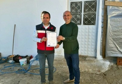 Simav&rsquo;da 12 bin tavuk kapasiteli işletmeye yumurta paketleme faaliyeti i&ccedil;in onay belgesi