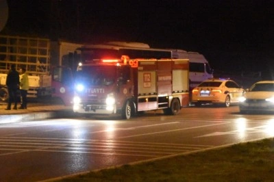Sinop’ta park halindeki araçta yangın çıktı