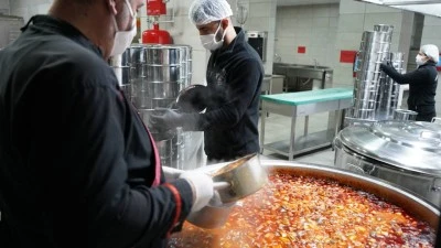 Şırnak&rsquo;ta İhtiya&ccedil; Sahiplerine G&uuml;nl&uuml;k 2 Bin &Ouml;ğ&uuml;n Sıcak Yemek İ&ccedil;in İhale