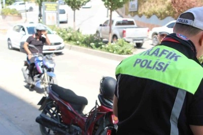 Motosiklet sürücülerine bilgilendirme yapıldı