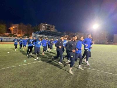 Söğütspor, Yalovaspor maçının hazırlıklarını sürdürüyor