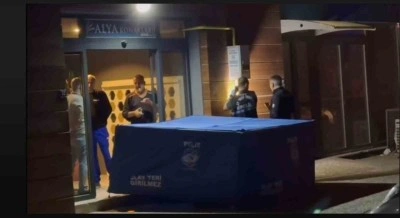 S&ouml;keli esnafa silahlı saldırı: 1 &ouml;l&uuml;