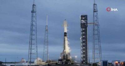 SpaceX, 23 Starlink uydusunu daha yörüngeye gönderdi