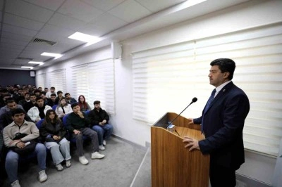 SUB&Uuml;&rsquo;de 604 &ouml;ğrenci İŞKUR programıyla işbaşı yaptı