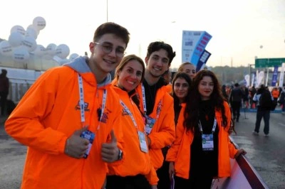 SUB&Uuml; &ouml;ğrencileri İstanbul Maratonu&rsquo;nda g&ouml;rev aldı