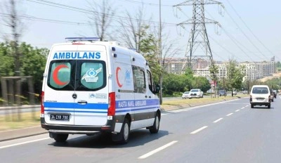 Hasta Nakil Ambulansı ile Hastaların Ücretsiz Ulaşımını Sağlıyor
