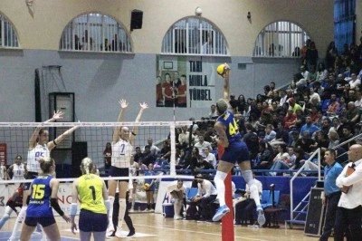 Sultanlar Ligi: Aydın B&uuml;y&uuml;kşehir Belediyespor: 1 - Fenerbah&ccedil;e Medicana: 3