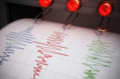  Sumbas İl&ccedil;esinde 4,2 B&uuml;y&uuml;kl&uuml;ğ&uuml;nde Sarsıntı