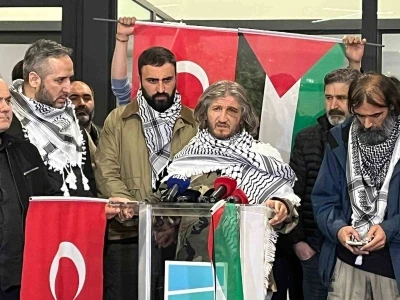 Sumud Filosu aktivisti H&uuml;seyin Oral, İstanbul&rsquo;a geldi