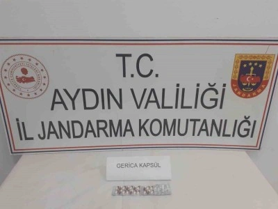 Aydın'da Jandarma Ekipleri Tarafından Durdurulan Araçta Uyuşturucu Ele Geçirildi