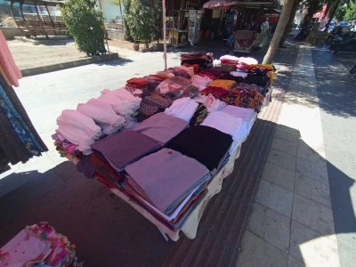 Sur’da 50 Yıllık El Emeği Geleneği Turistlerin İlgi Odağı